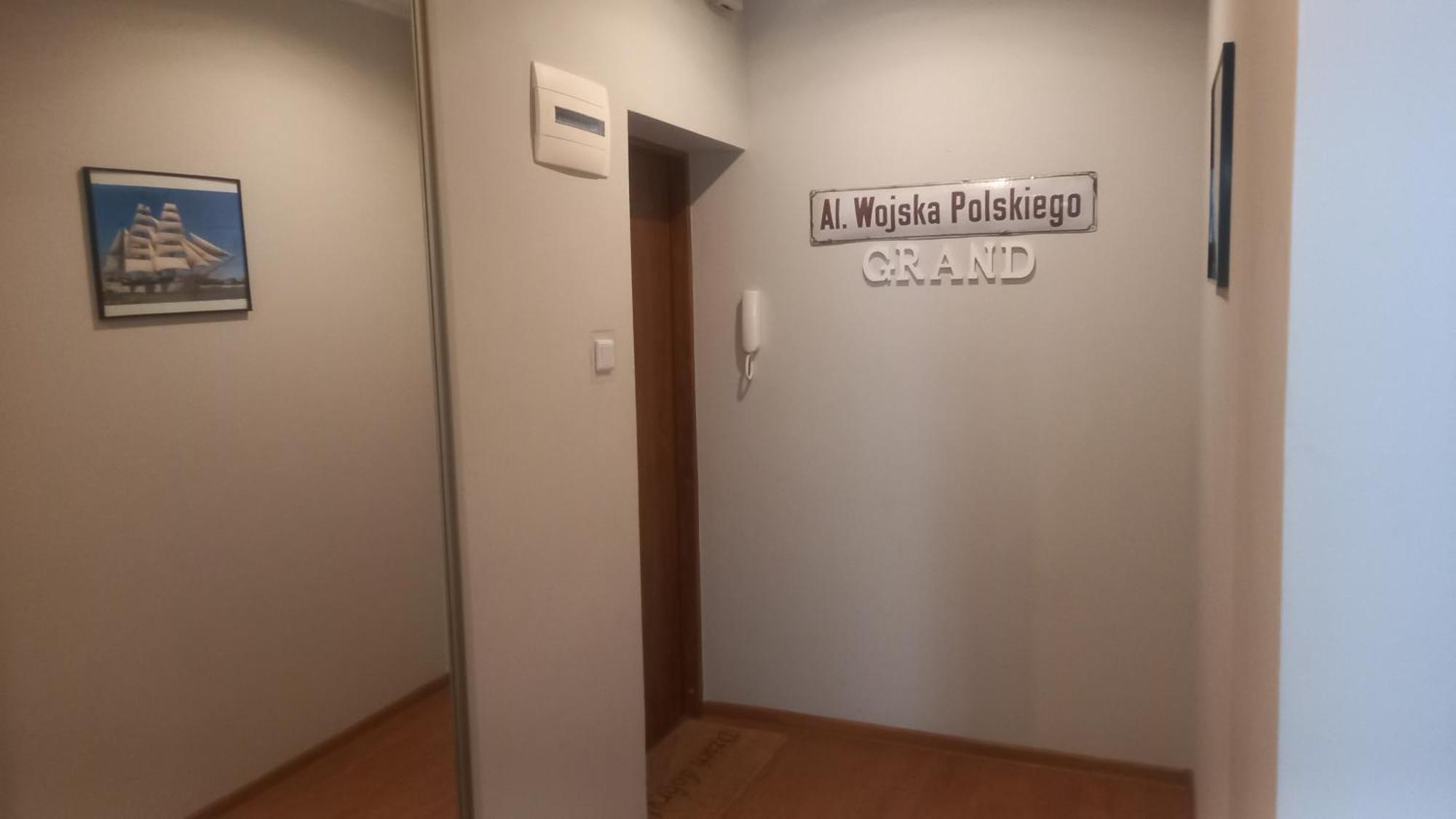 Apartament Grand Apartment กดัญสก์ ภายนอก รูปภาพ